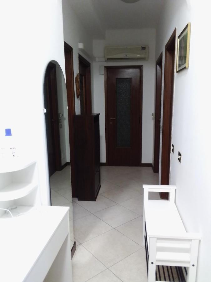 Gigli, Rooms Con Cucina In Comune E Terrazza Mailand Exterior foto